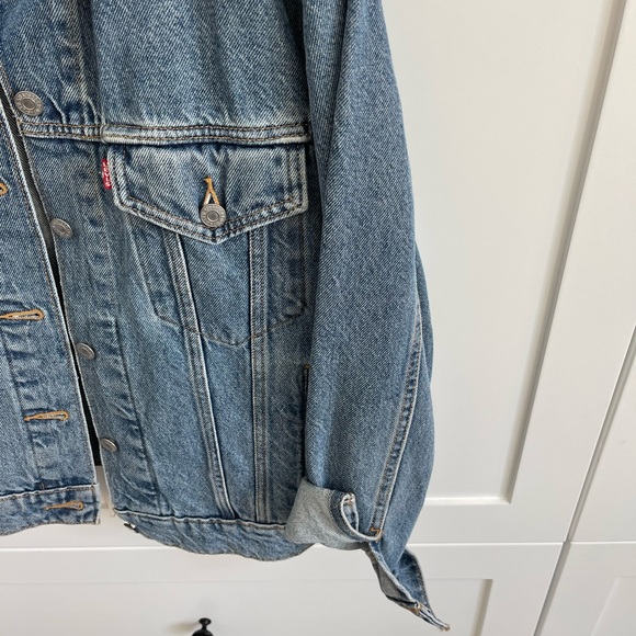 Levi Strauss oversize denim jacket - Picture 3 of 12